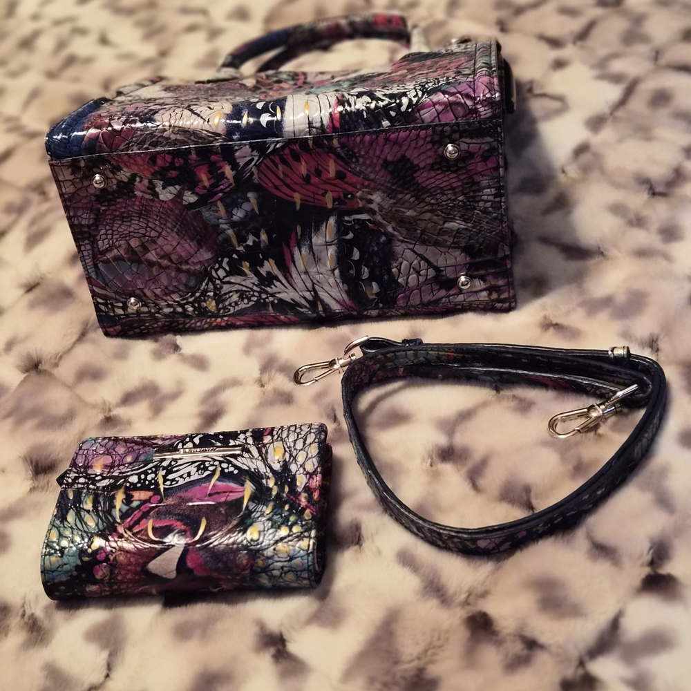 Brahmin Small Caroline And Hannah Wallet - Picture 3 of 8
